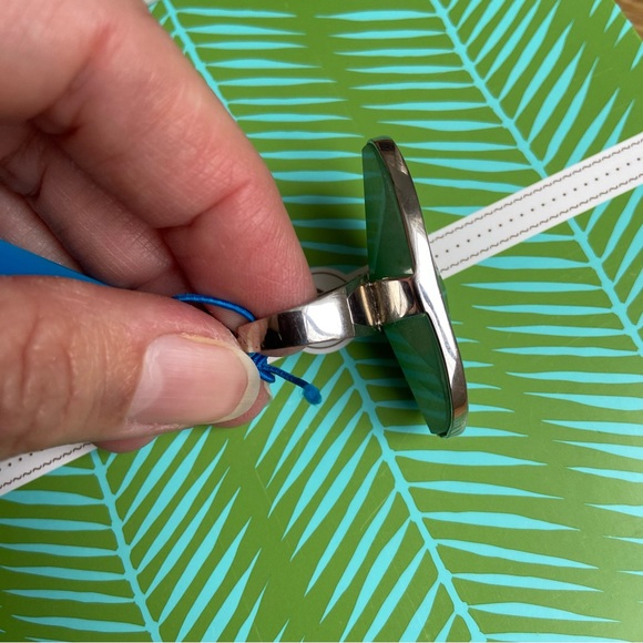 Aventurine Quartz Crystal Statement Ring - Picture 3 of 9